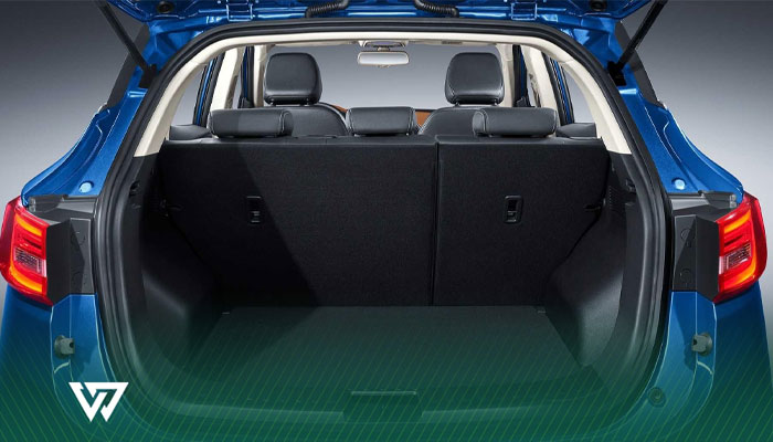 کابین و تجهیزات داخلی