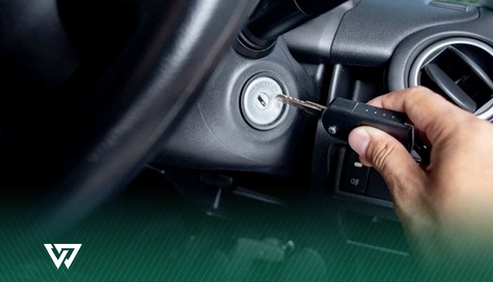 گیر کردن سوئیچ داخل استارت (کلید بیرون نمی‌آید)