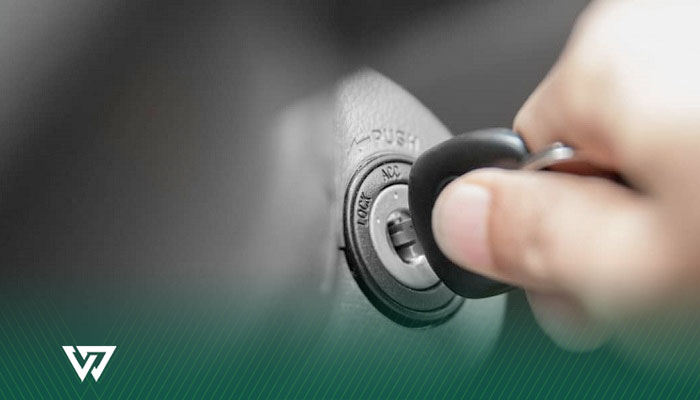 چرا سوئیچ ماشین نمی‌چرخد؟