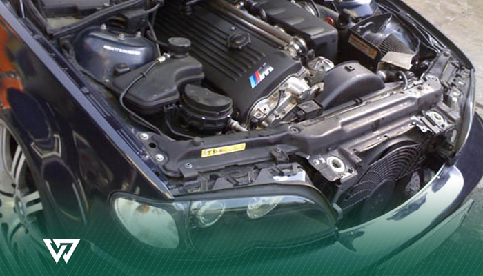مشخصات فنی و موتور BMW 318i