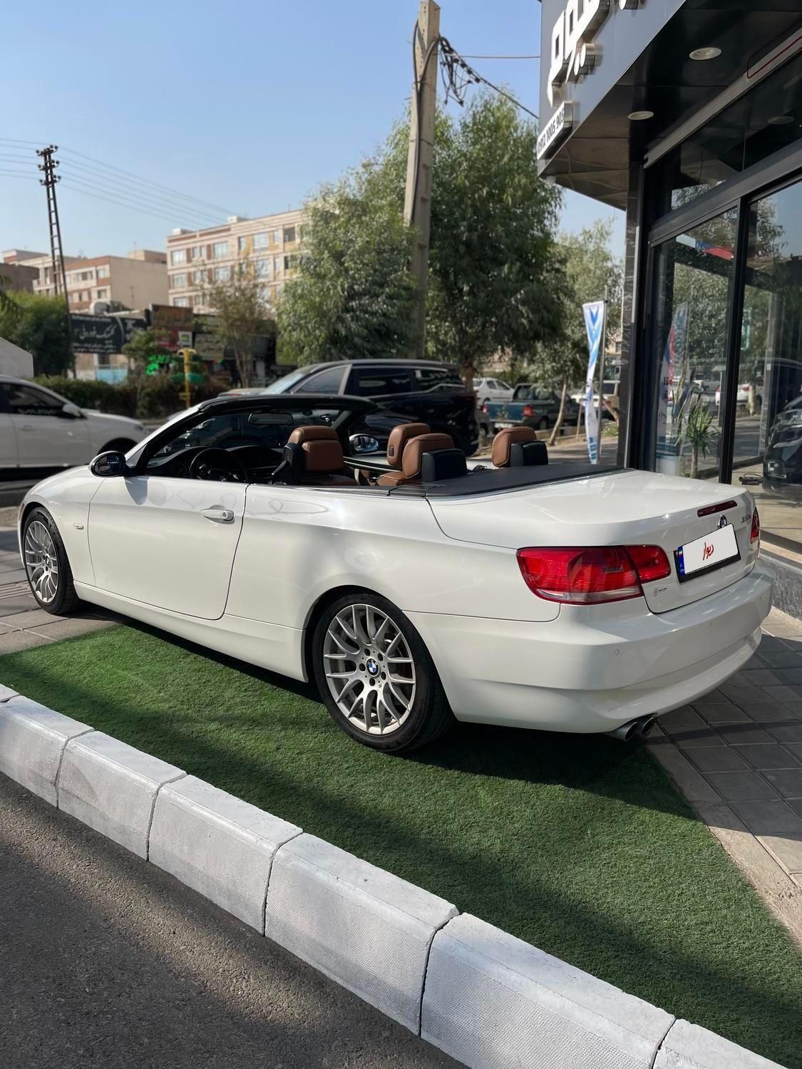 ب ام و سری 3 کروک 330i - 2009