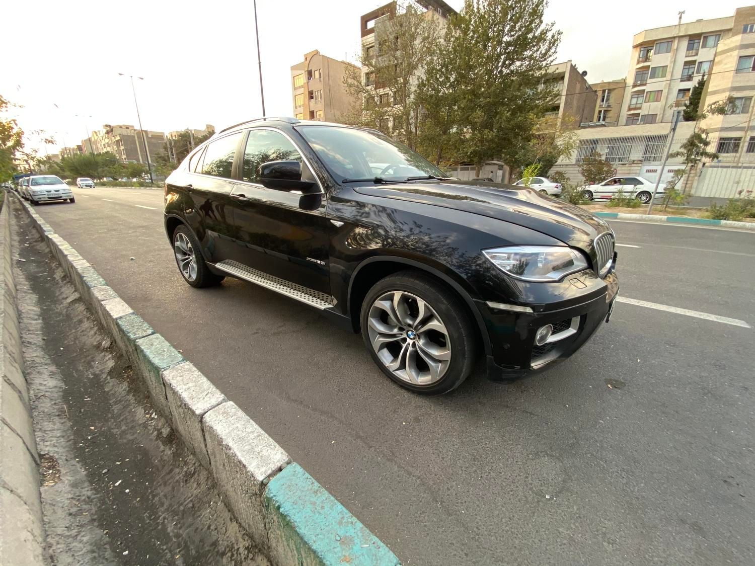 ب ام و X6 50 فول - 2013