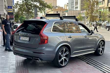 ولوو XC90 R-DESIGN - 2017