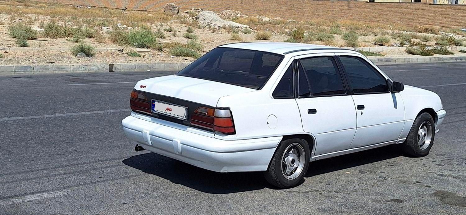 دوو ریسر GTI - 1993