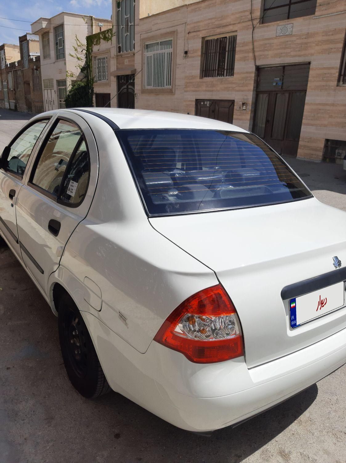 تیبا صندوق دار EX - 1400