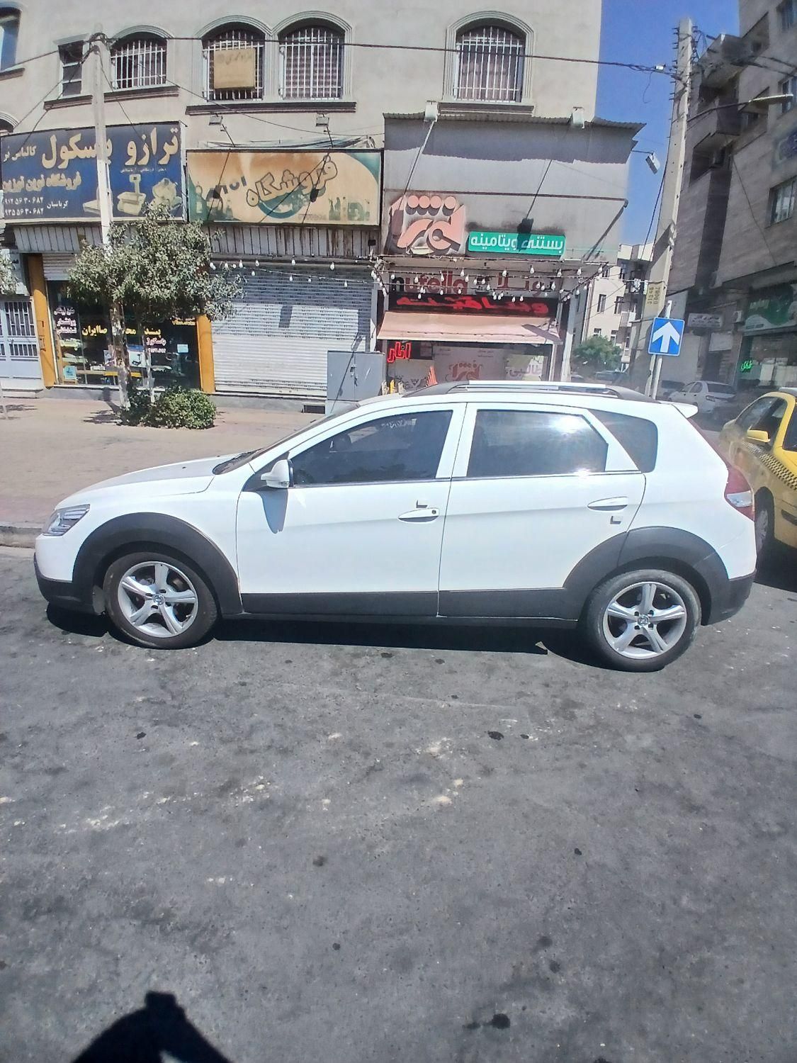 دانگ فنگ H30 cross اتوماتیک - 1396