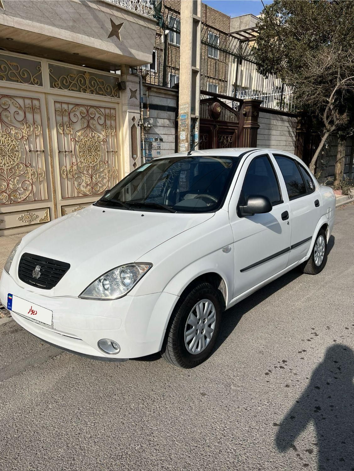 تیبا صندوق دار LX - 1400