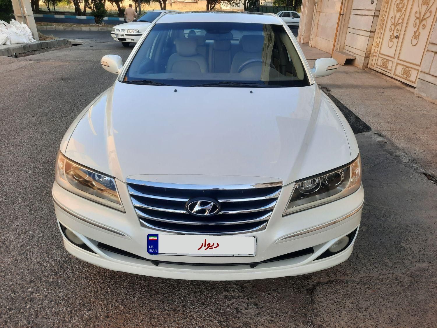 هیوندای آزرا (گرنجور) 3300cc - 2011