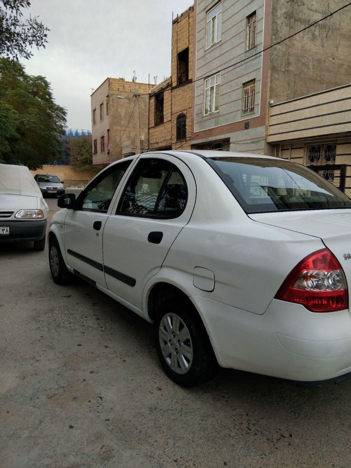 تیبا صندوق دار EX - 1393