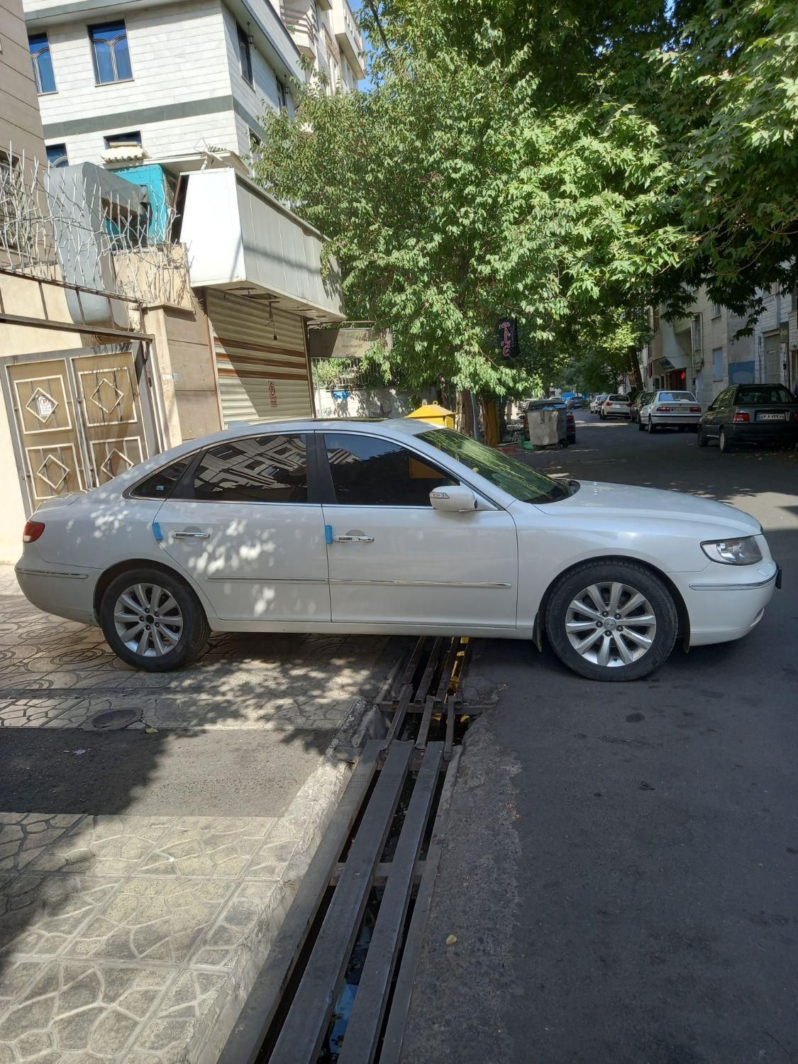 هیوندای آزرا (گرنجور) 3300cc - 2010