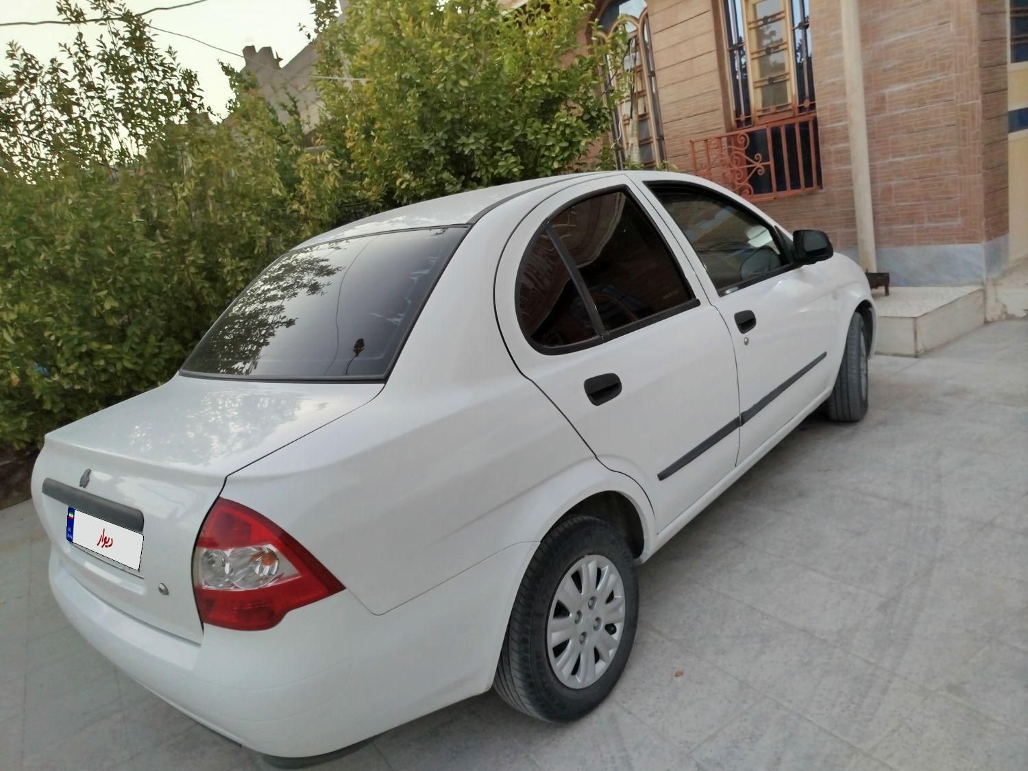 تیبا صندوق دار EX - 1395