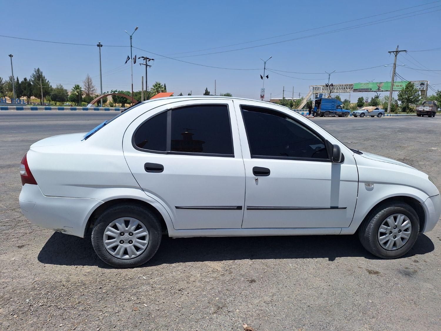 تیبا صندوق دار EX - 1400