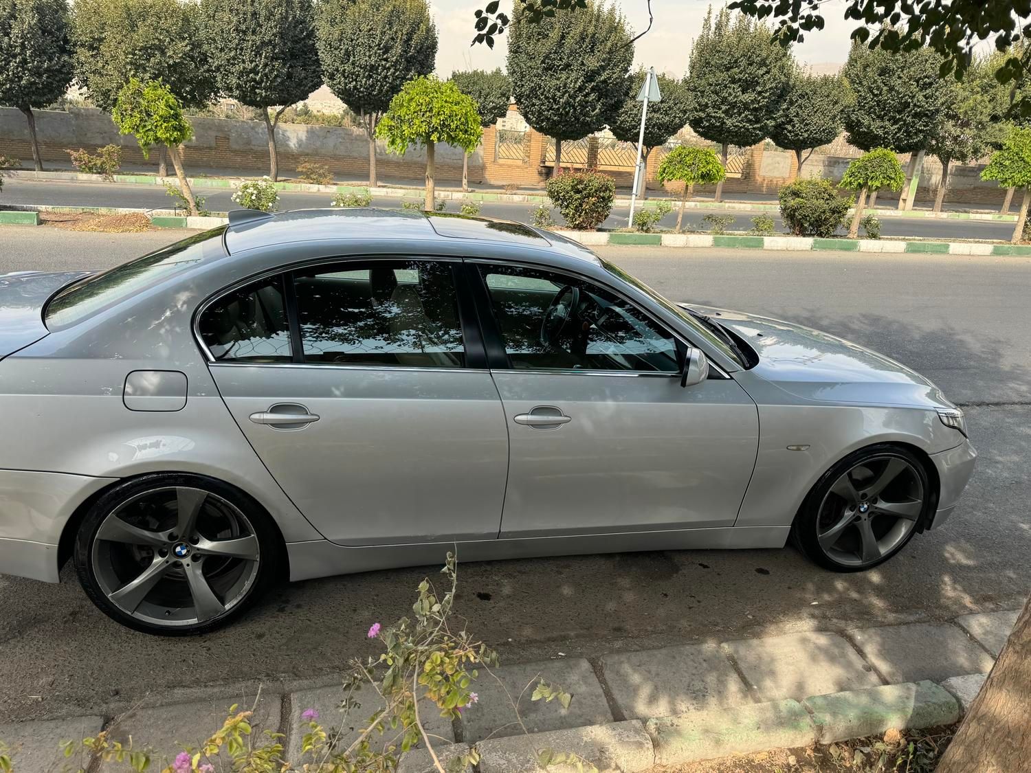 ب ام و سری 5 520i - 2005