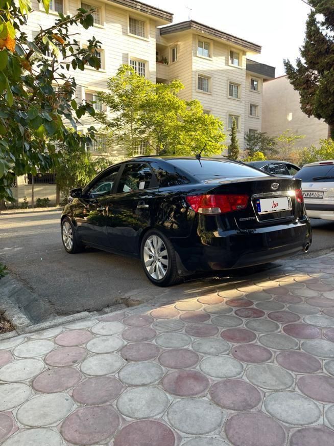 کیا سراتو 2.0 لیتر اتوماتیک GT لاین - 2011