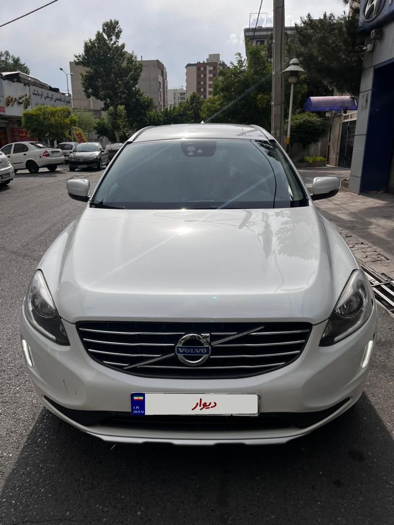 ولوو XC60 SELUX - 2014