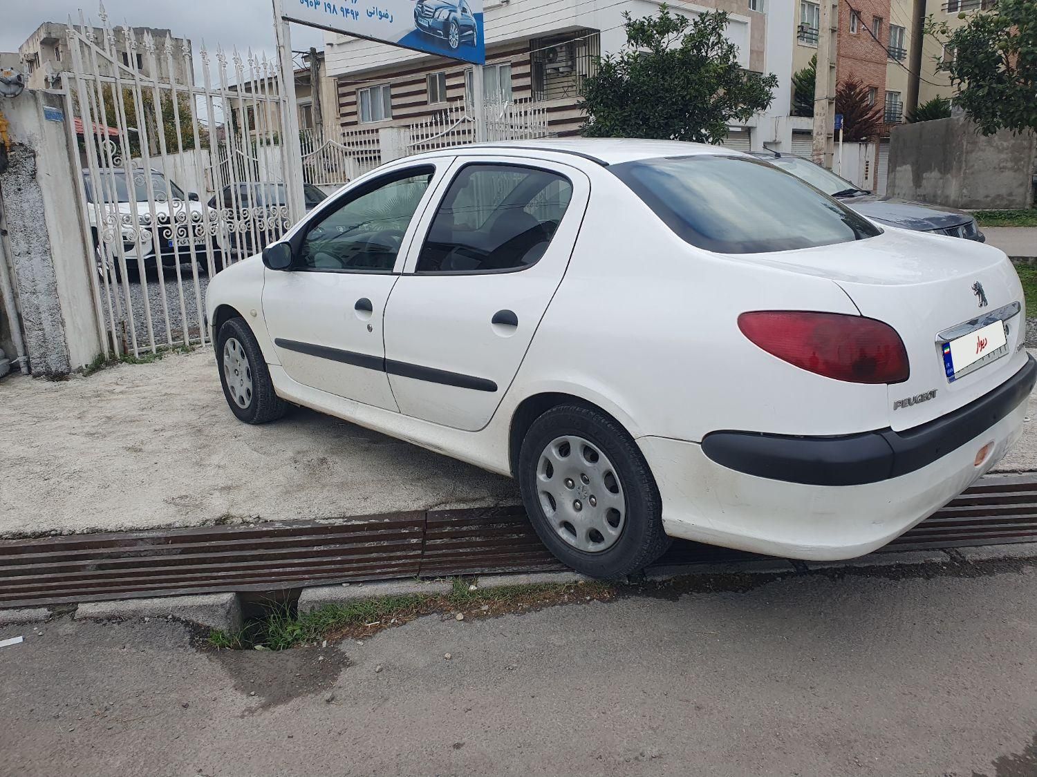 پژو 206 SD v9 - 1390