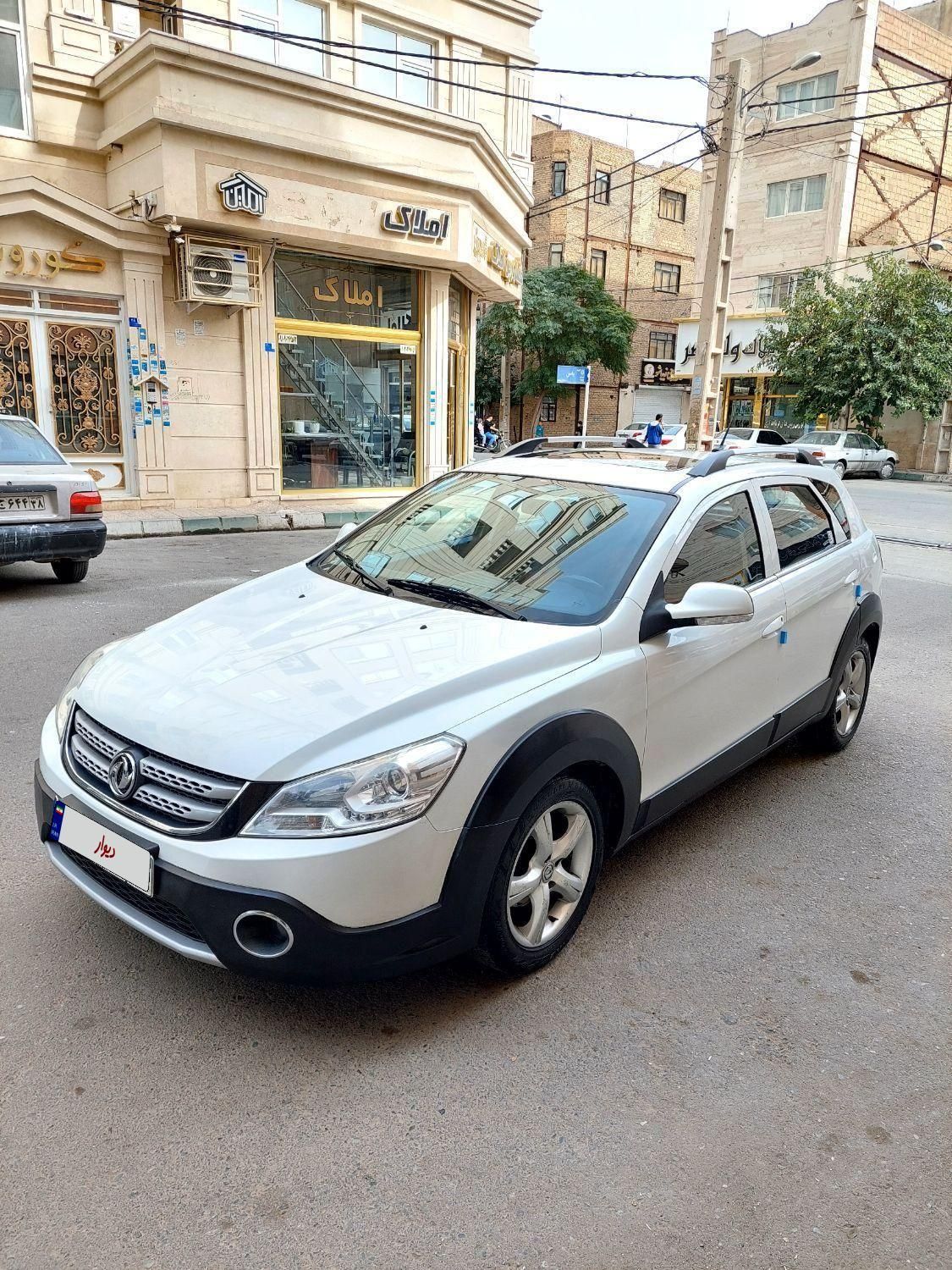 دانگ فنگ H30 cross اتوماتیک - 1396