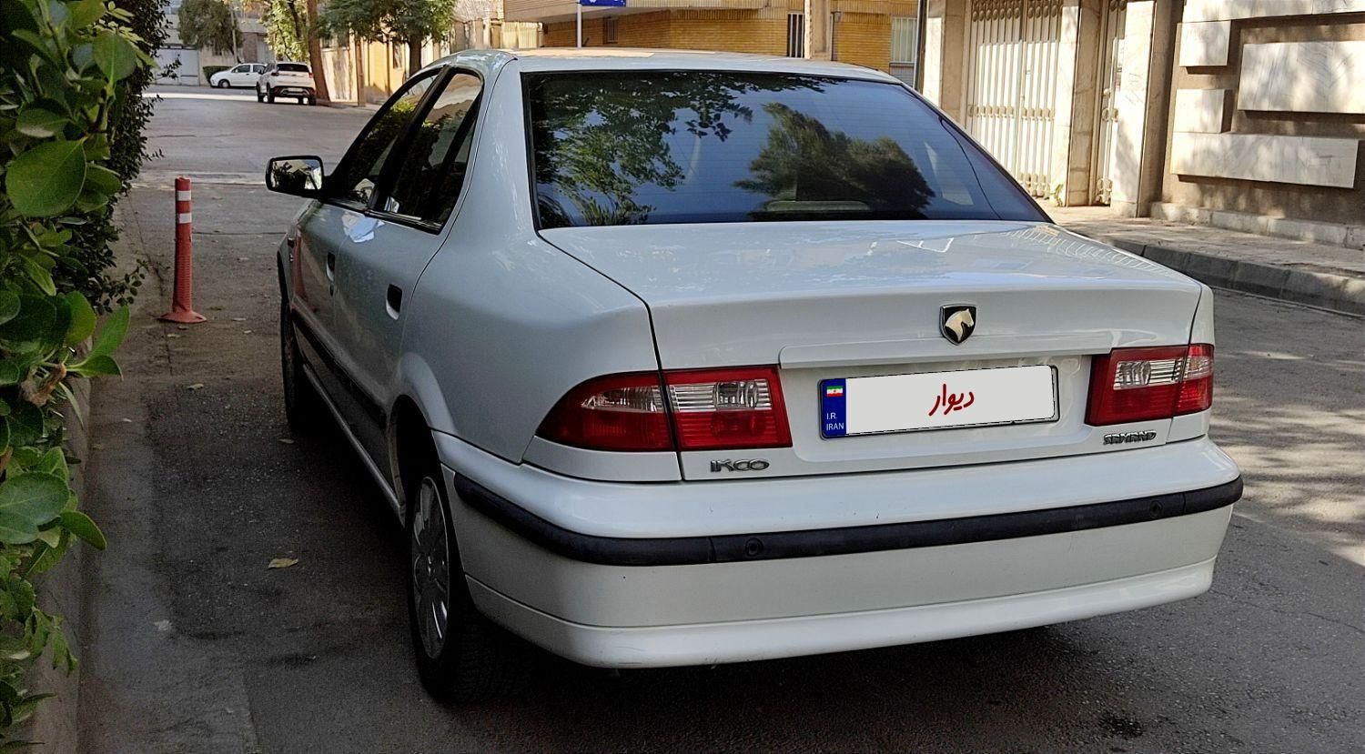 سمند LX XU7 - 1396