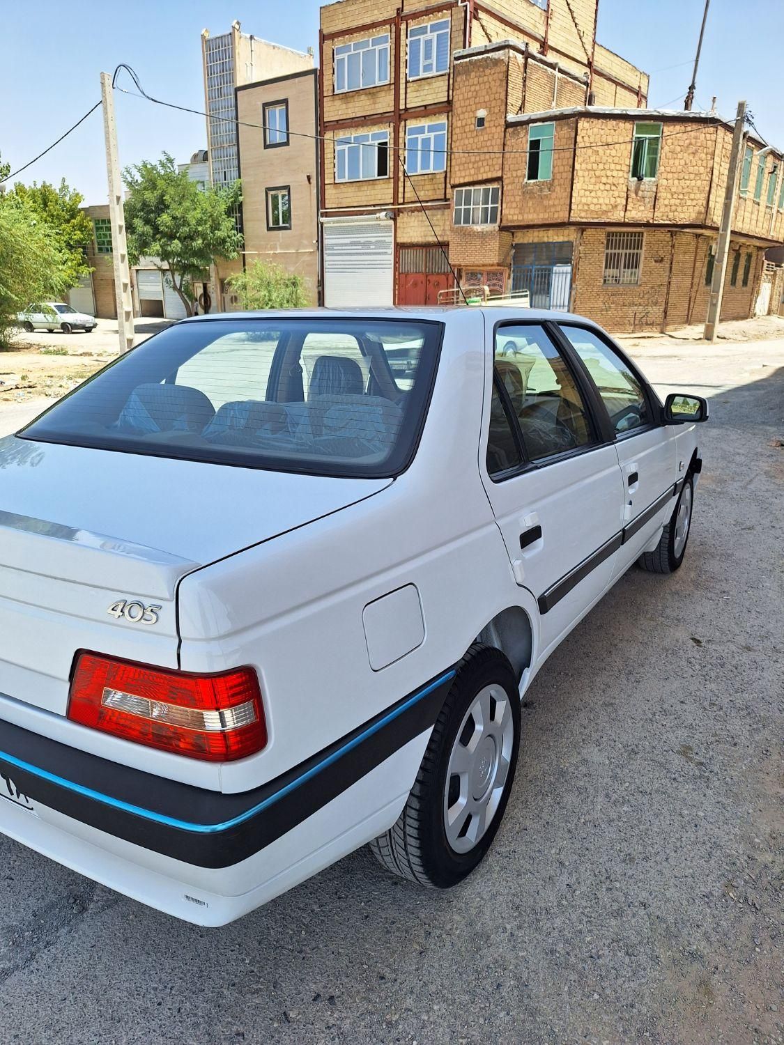 پژو 405 SLX بنزینی TU5 - 1400