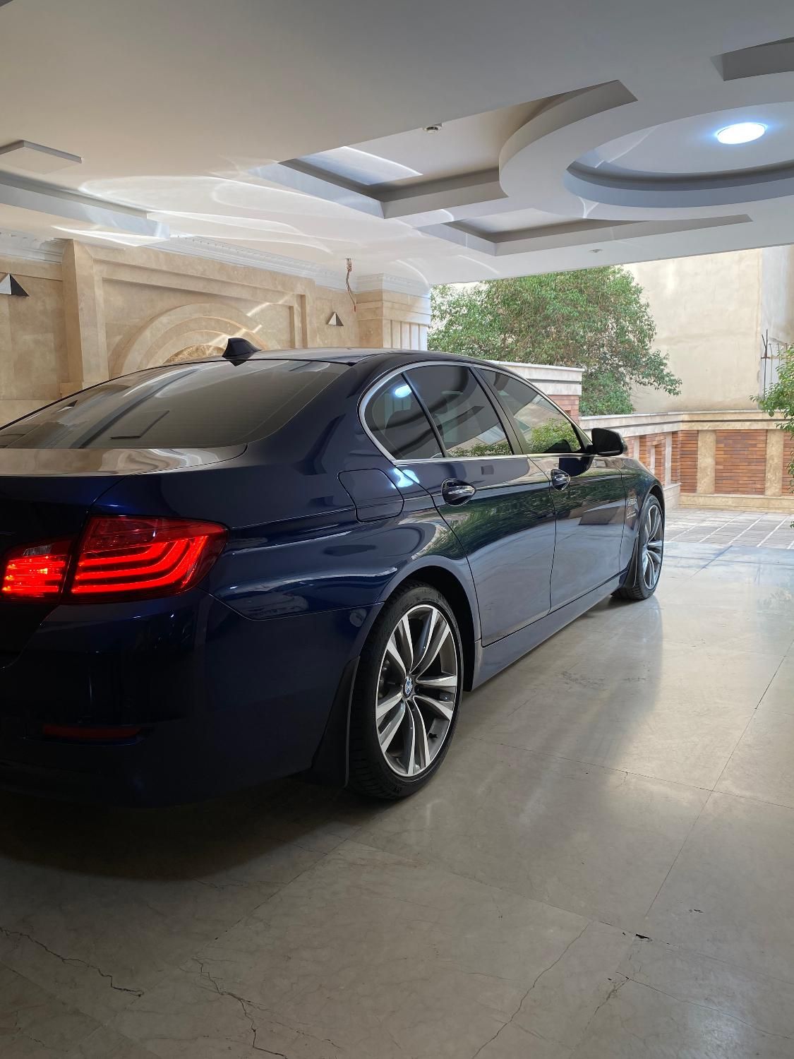 ب ام و سری 5 520i - 2016