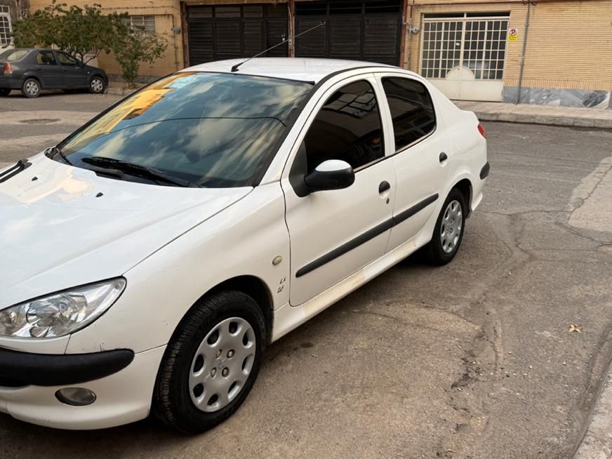 پژو 206 SD v8 - 1393