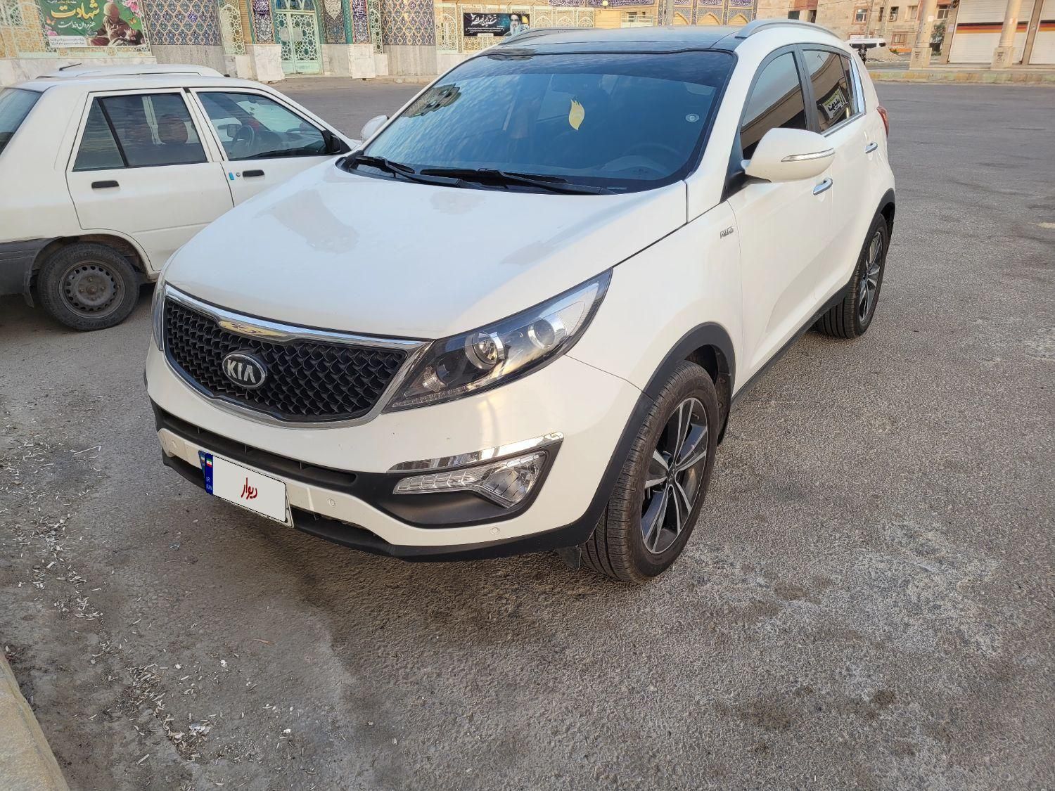 کیا اسپورتیج 4 سیلندر 2400cc - 2015