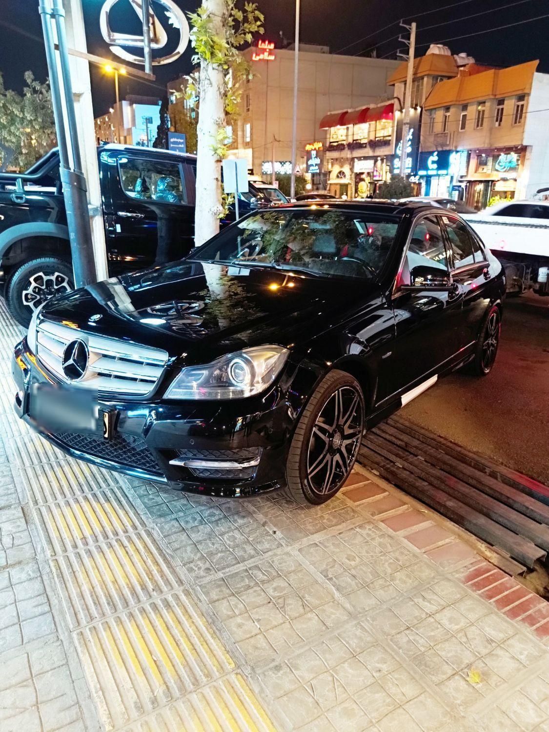 بنز C 200 - 2012