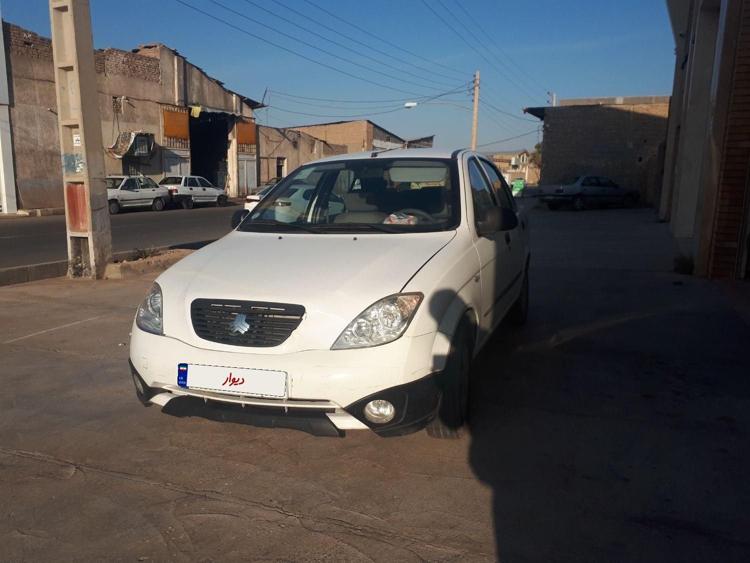 تیبا صندوق دار LX - 1398