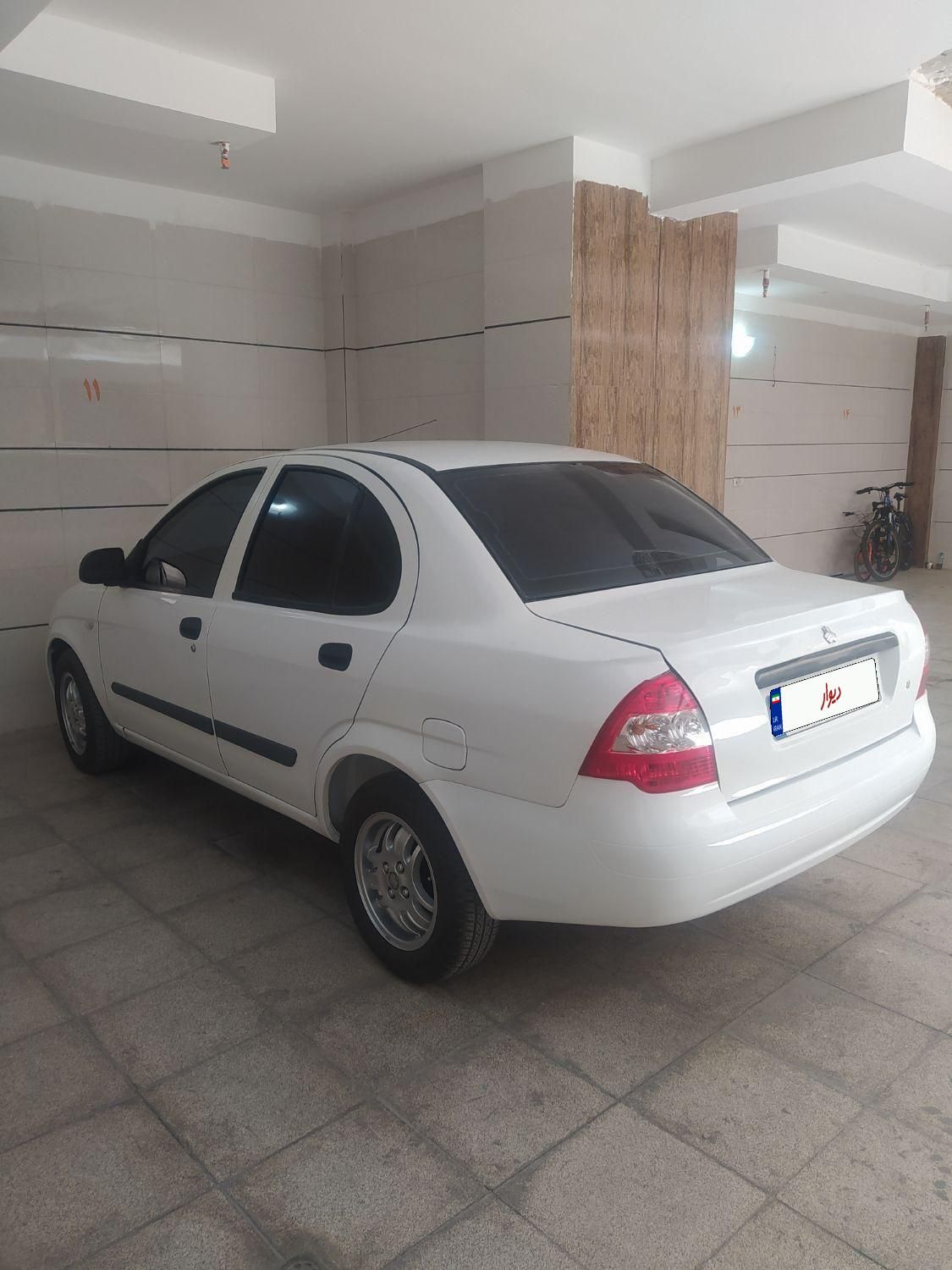 تیبا صندوق دار LX - 1393