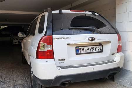 کیا اسپورتیج 6 سیلندر 2700cc - 2010