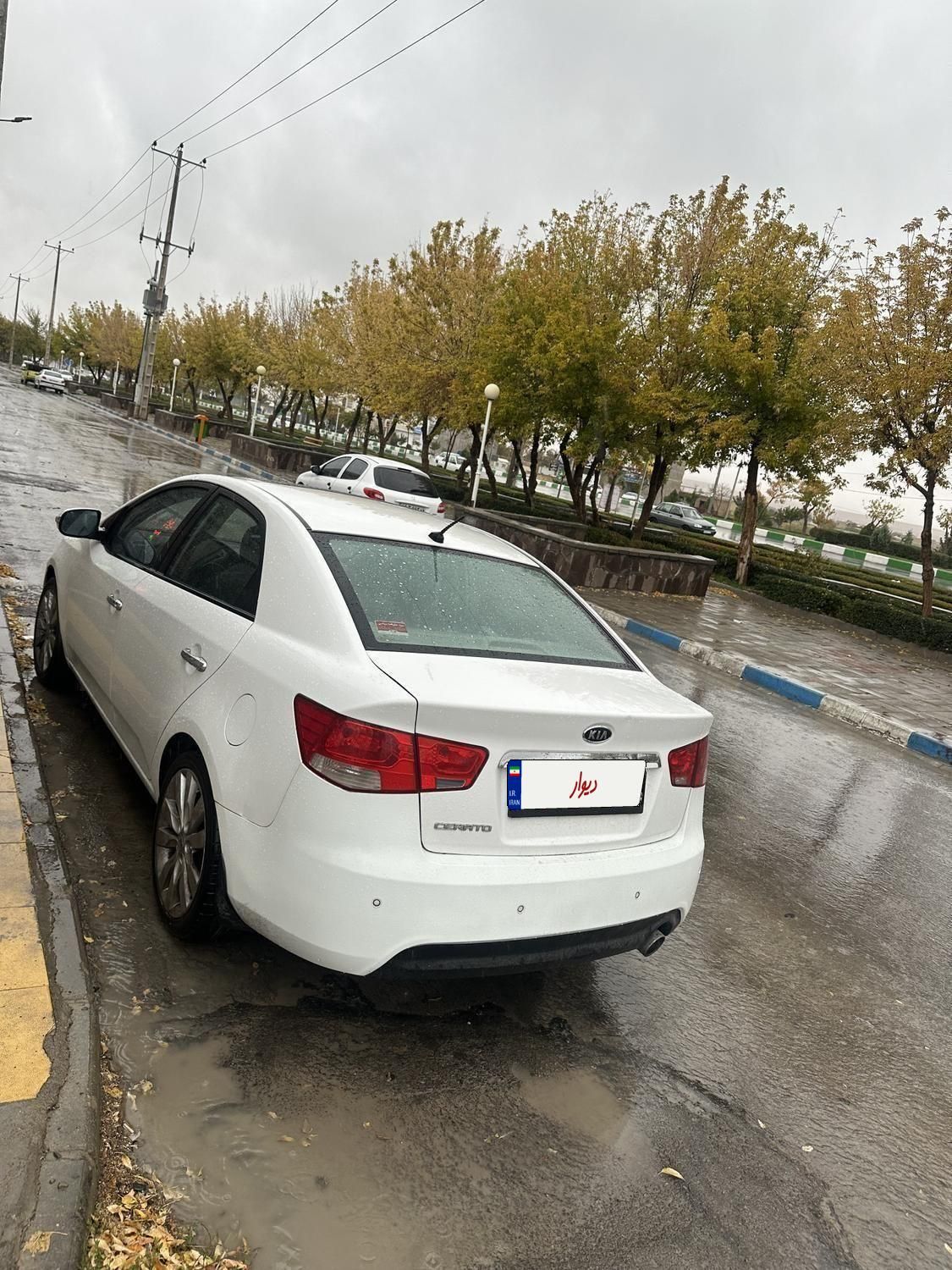 کیا سراتو 2.0 لیتر اتوماتیک GT لاین - 2010