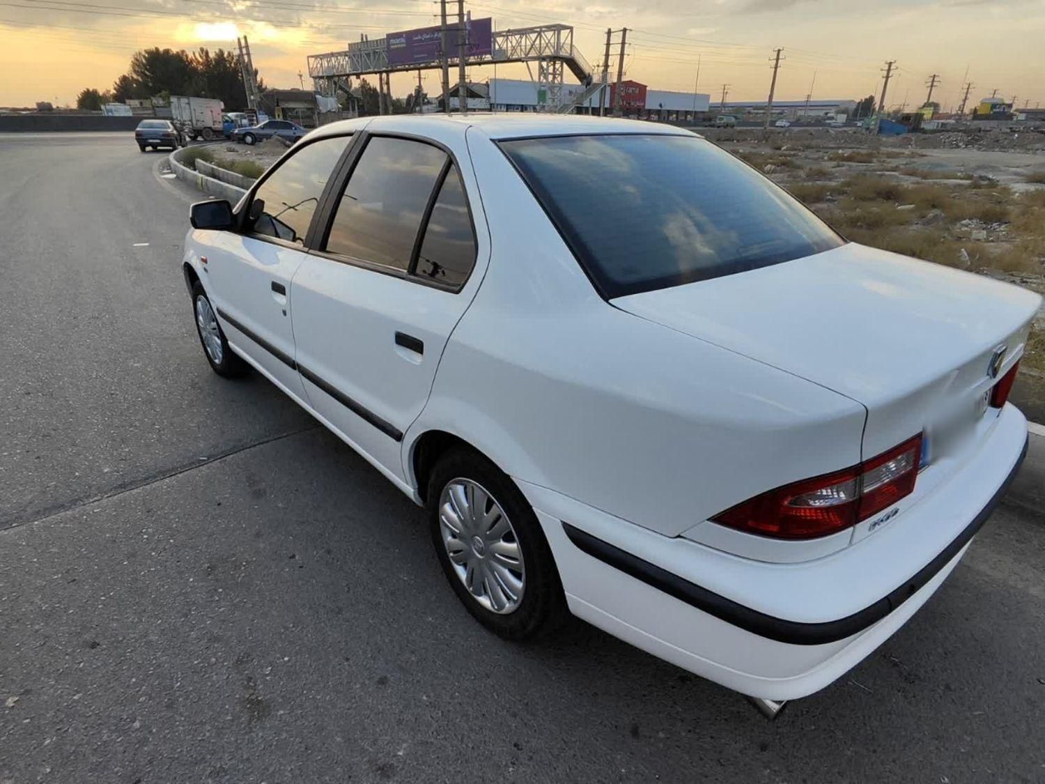 سمند LX XU7 - 1396