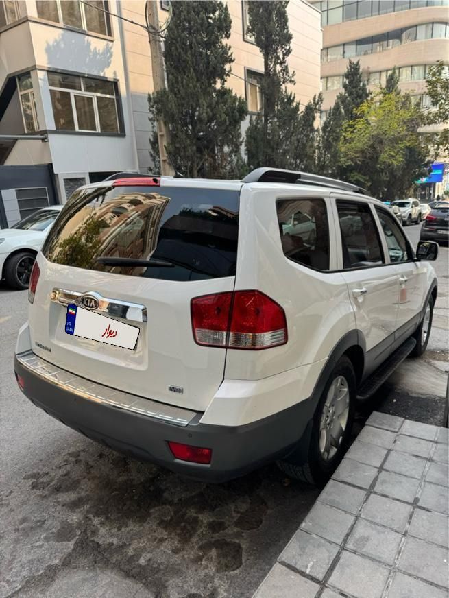 کیا موهاوی فول v8 - 2010