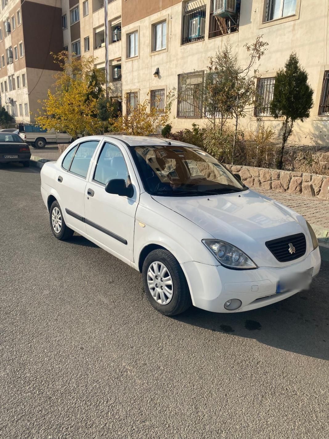 تیبا صندوق دار LX - 1393