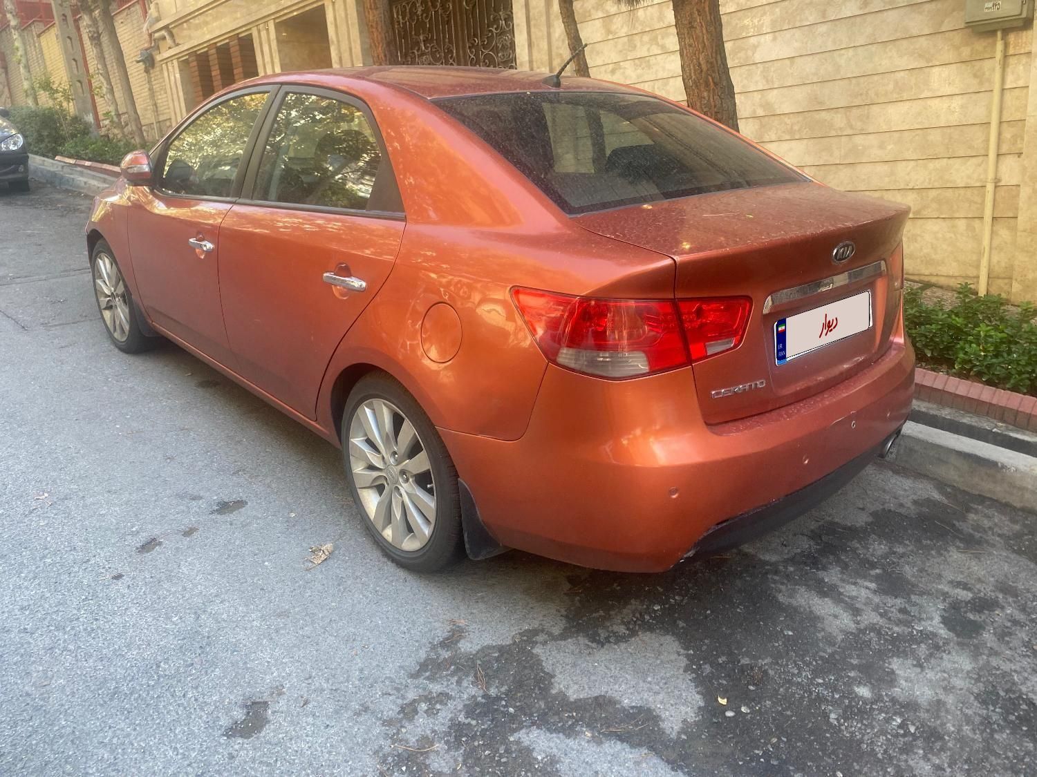 کیا سراتو 2.0 لیتر اتوماتیک GT لاین - 2011