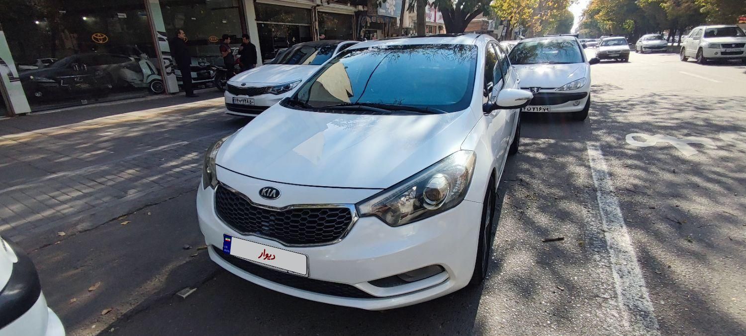 کیا سراتو 2.0 لیتر اتوماتیک GT لاین - 2015