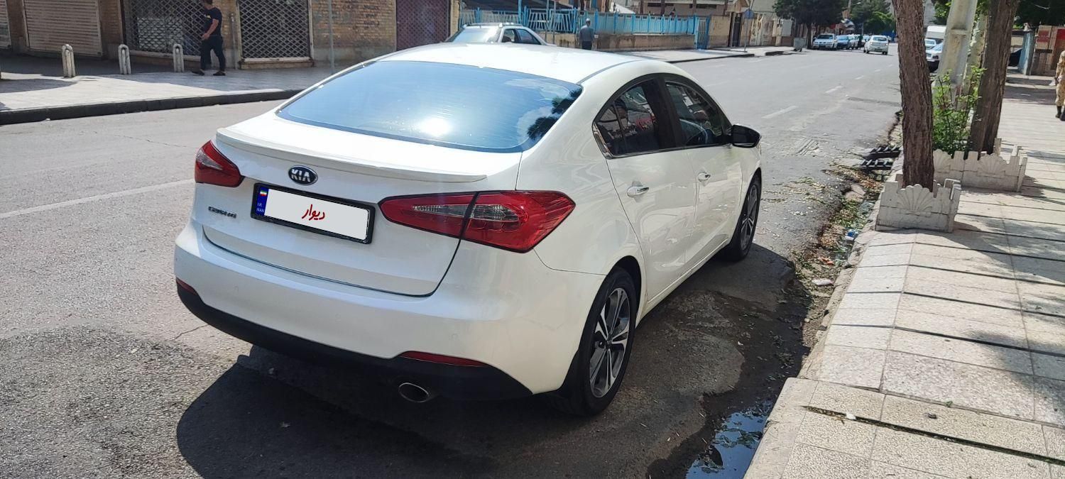 کیا سراتو 2.0 لیتر اتوماتیک GT لاین - 2015