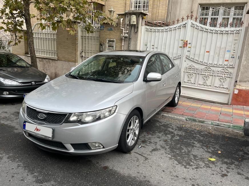 کیا سراتو 2.0 لیتر اتوماتیک GT لاین - 2010