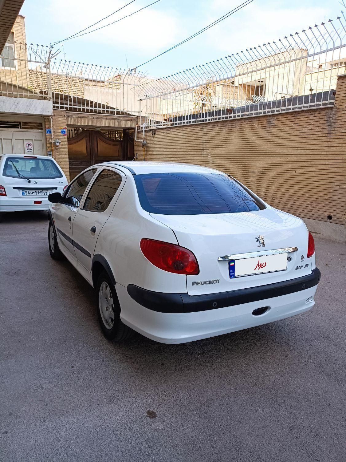 پژو 206 SD v8 - 1396