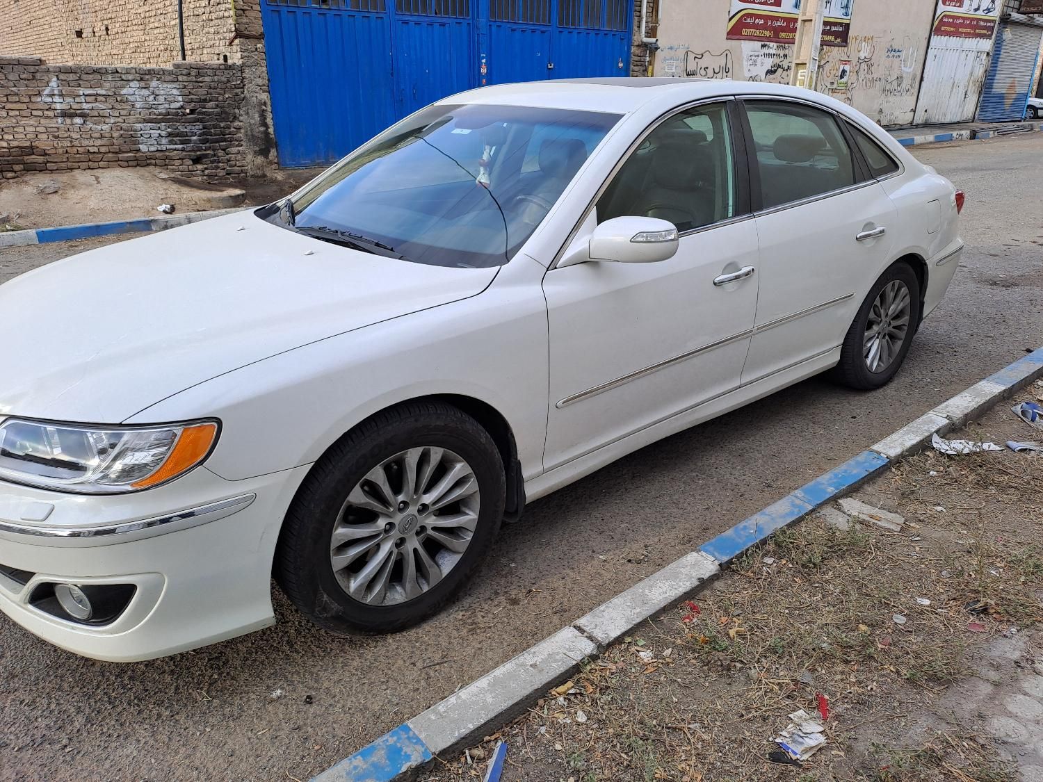 هیوندای آزرا (گرنجور) 3300cc - 2011