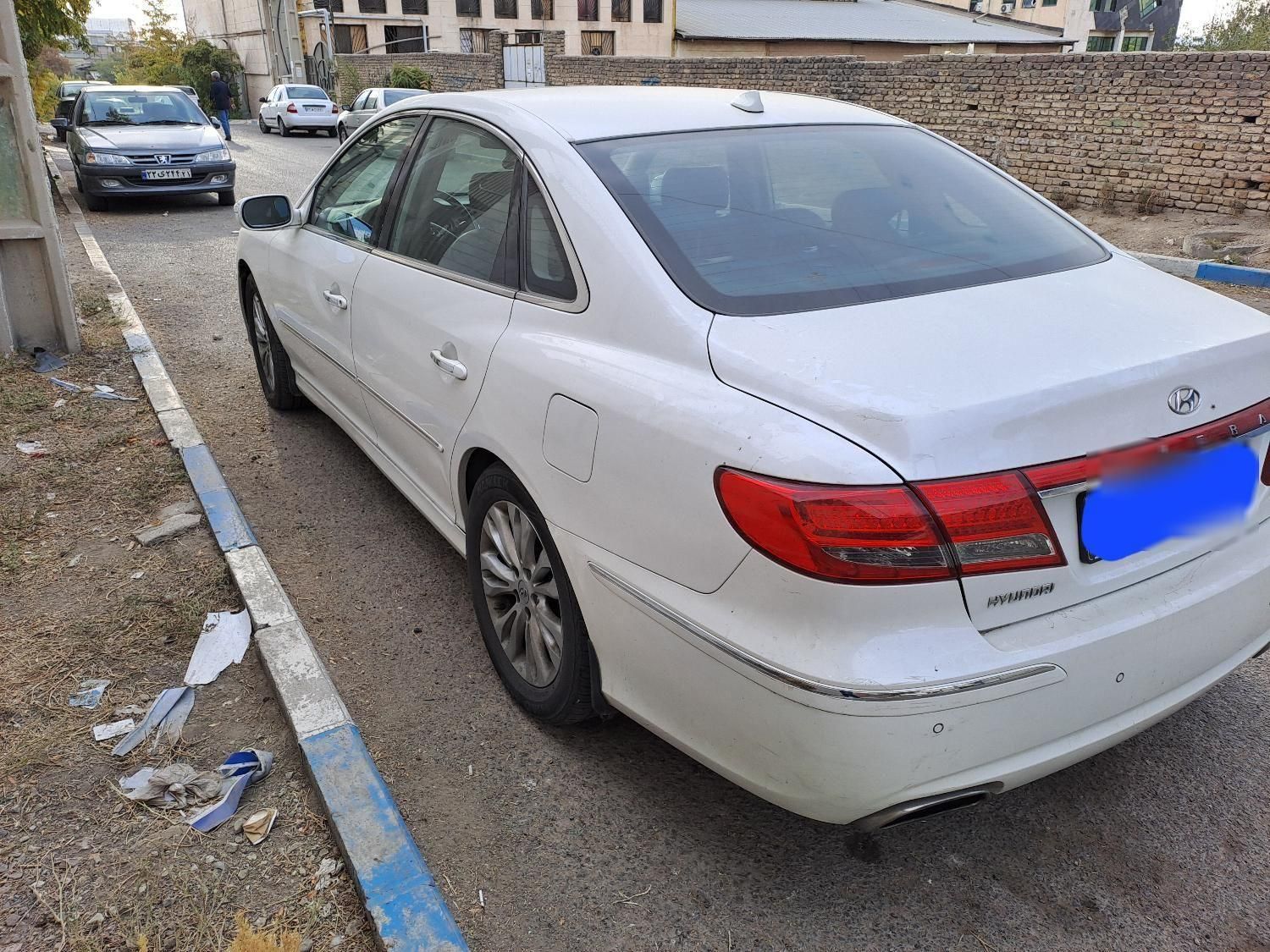 هیوندای آزرا (گرنجور) 3300cc - 2011