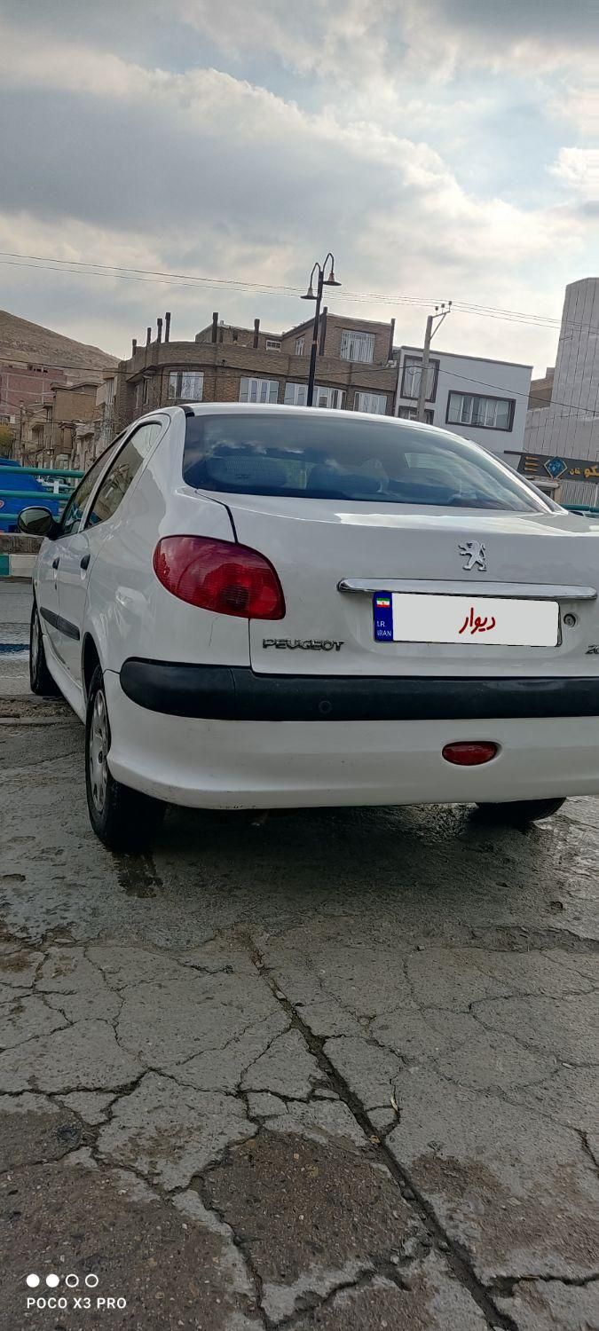 پژو 206 SD v8 - 1395