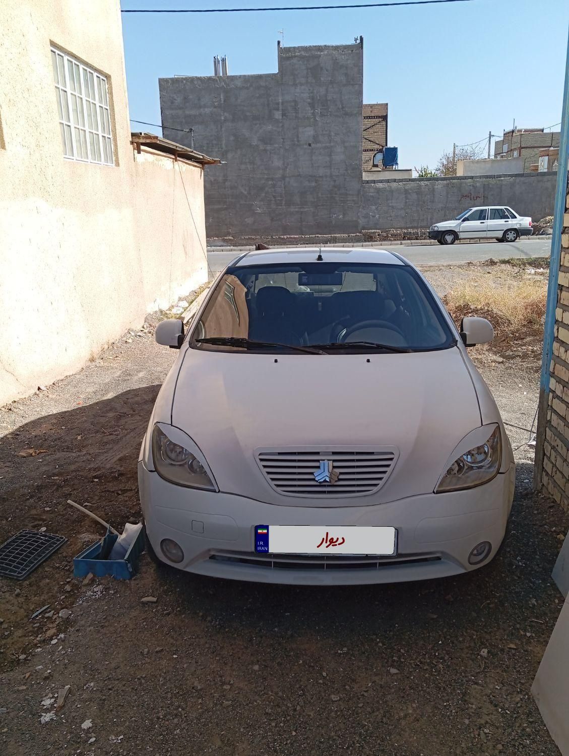 تیبا صندوق دار EX - 1390