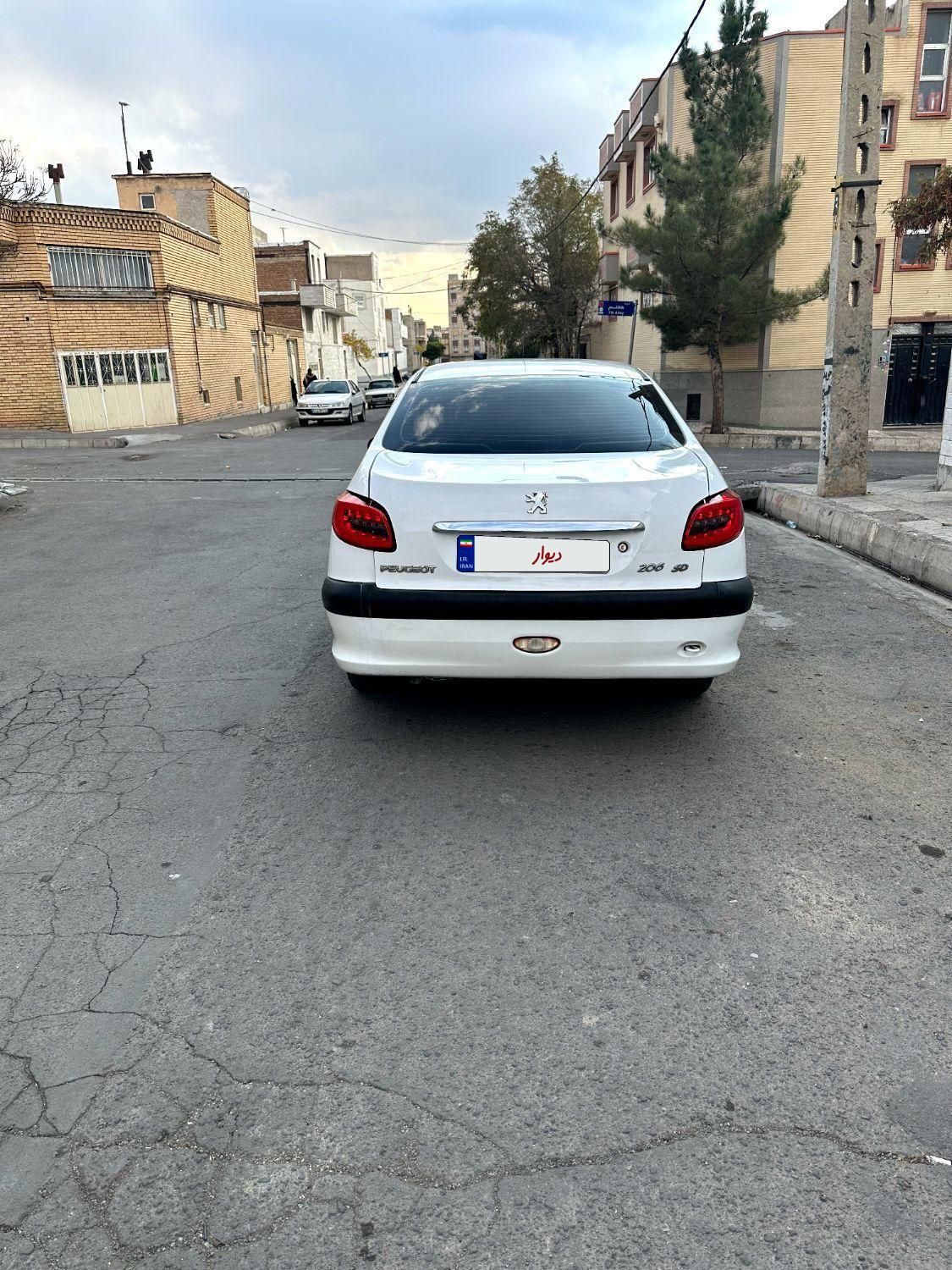 پژو 206 SD v1 - 1390