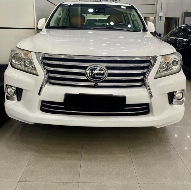 لکسوس LX 570 فول - 2012