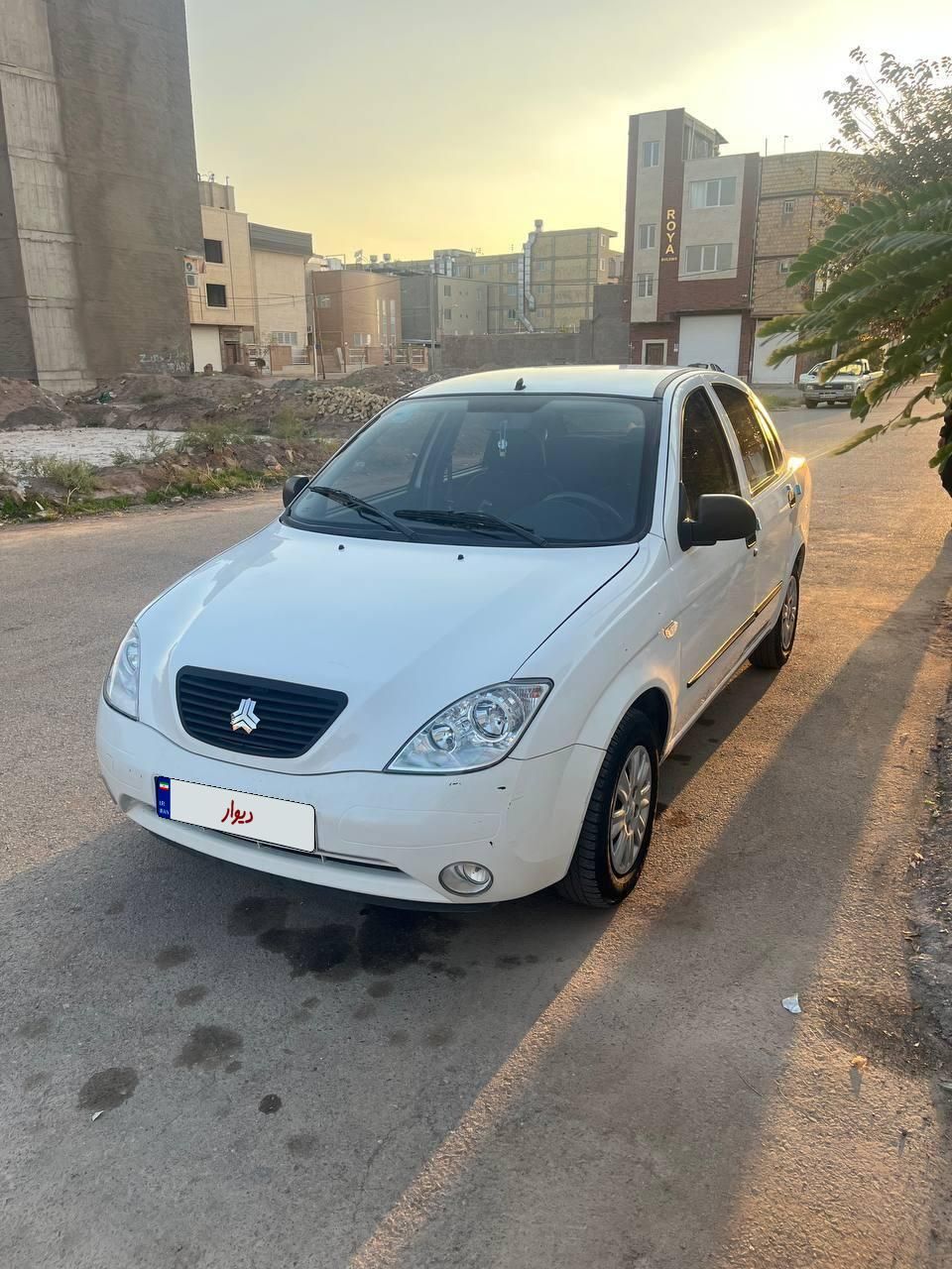 تیبا صندوق دار EX - 1395