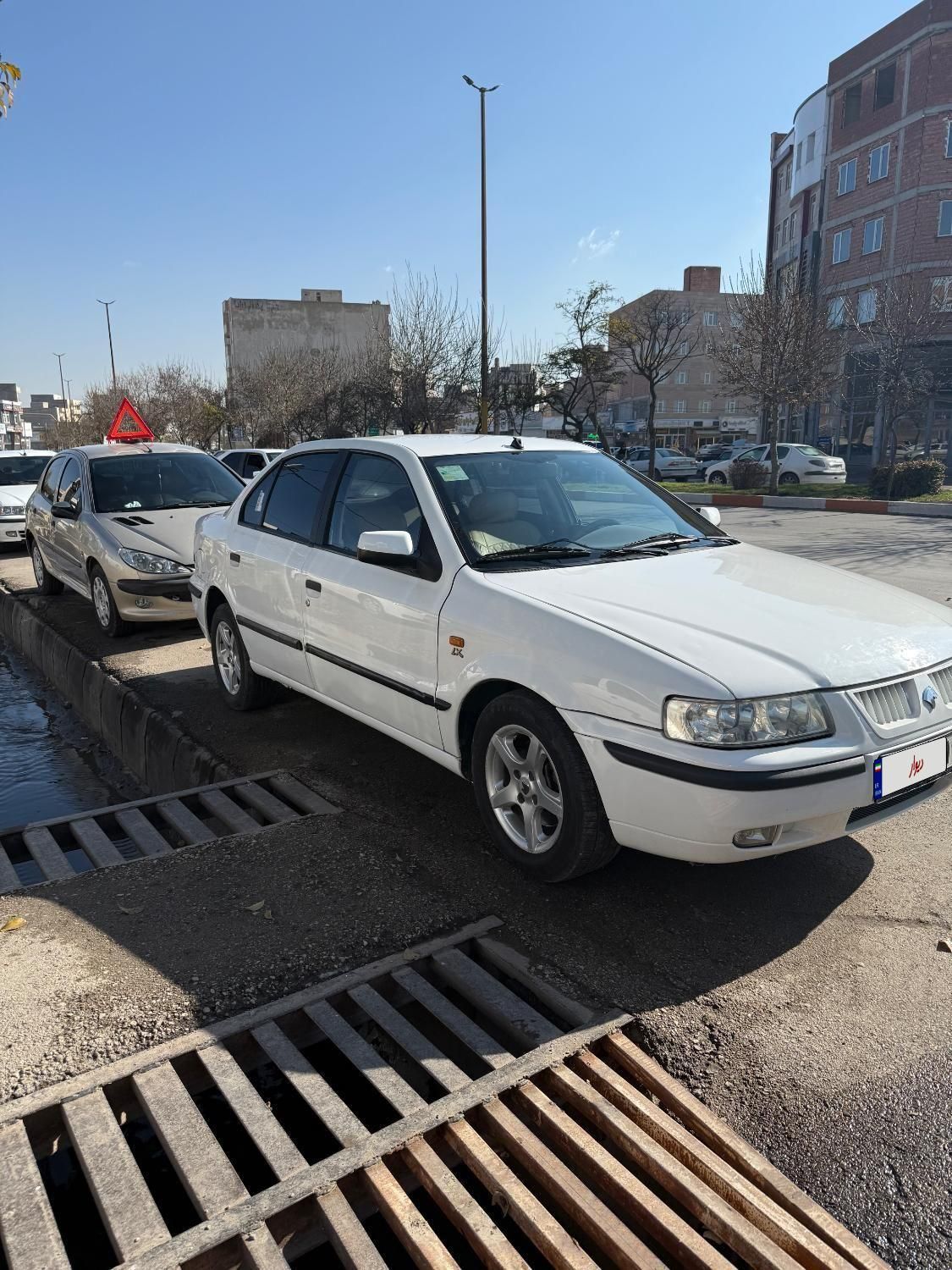 سمند LX XU7 - 1389