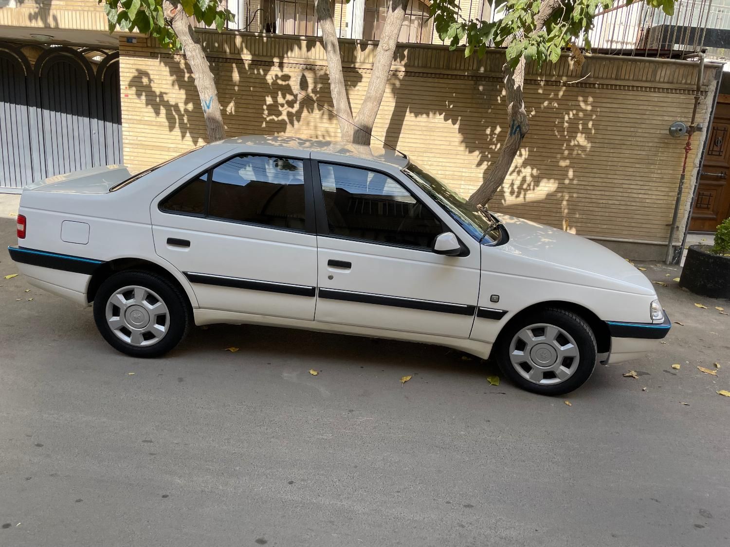 پژو 405 SLX بنزینی TU5 - 1400