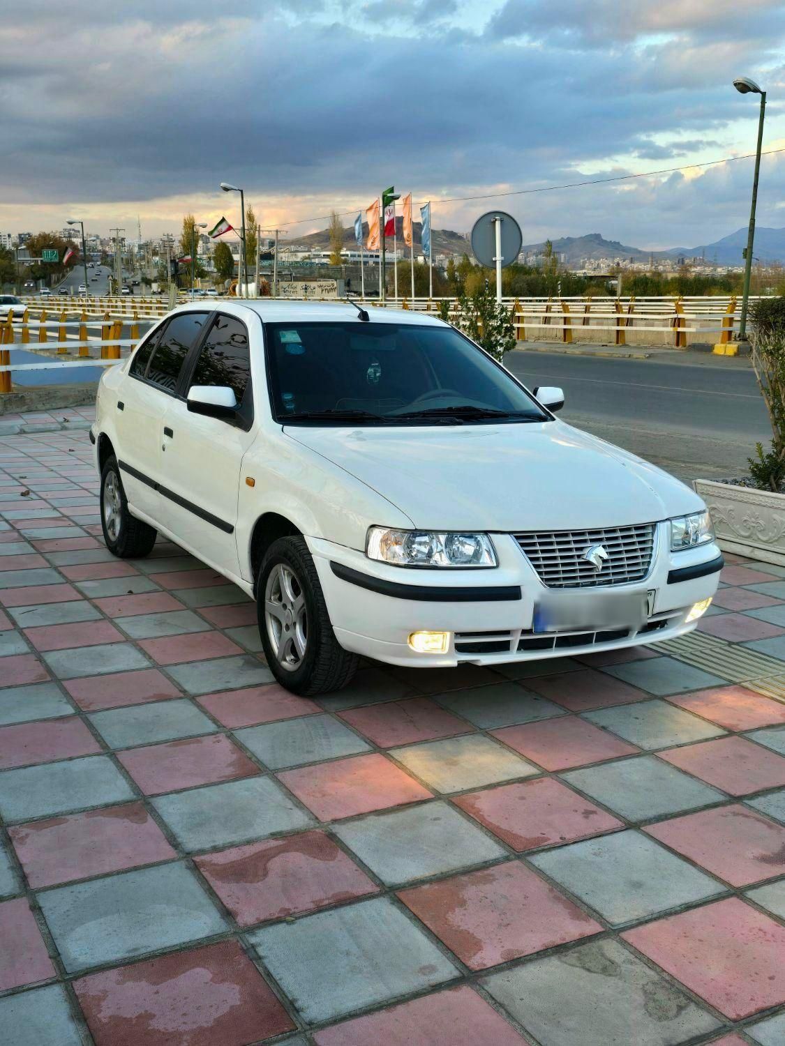 سمند LX XU7 - 1389