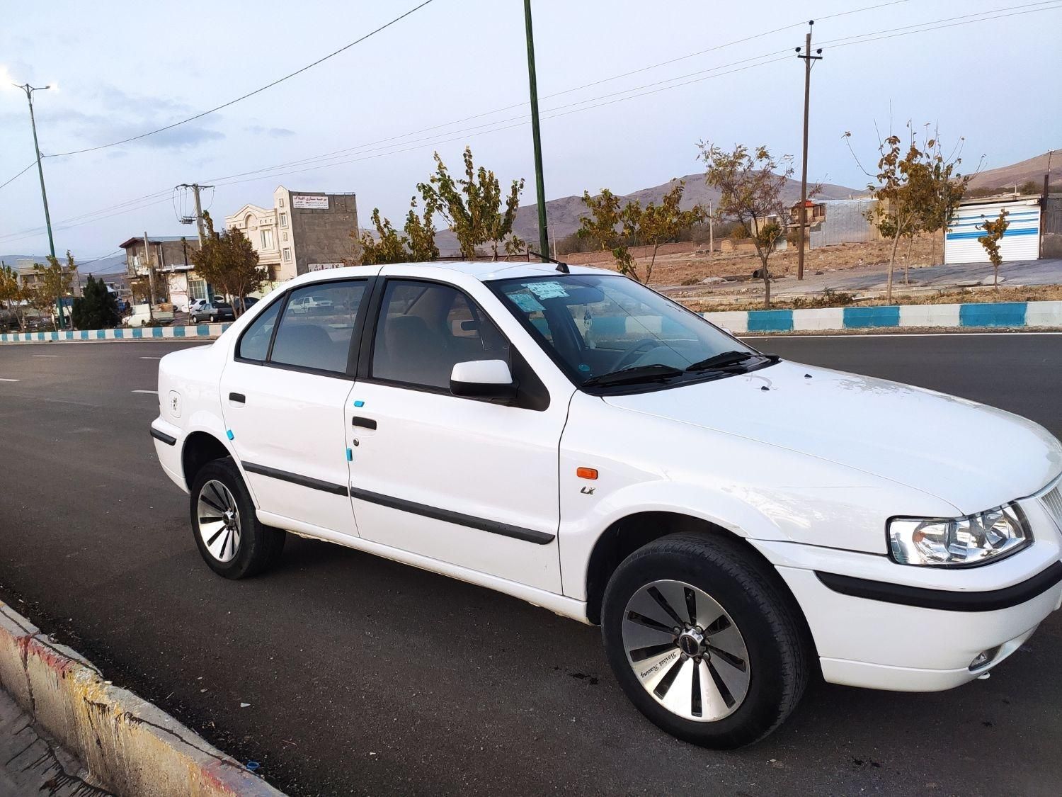 سمند LX XU7 - 1395